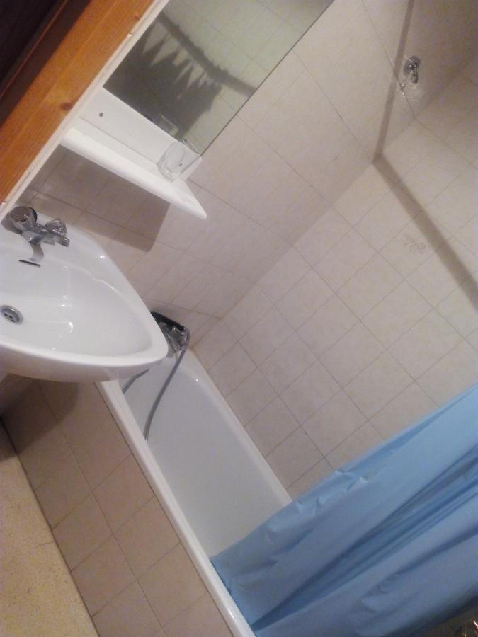 Hostal El Tropezon Матальяна-де-Вальмадригаль Экстерьер фото