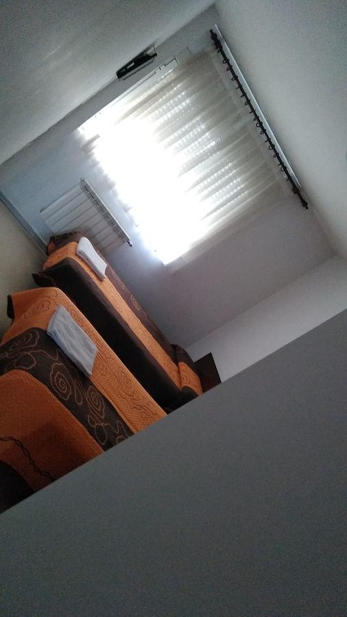 Hostal El Tropezon Матальяна-де-Вальмадригаль Экстерьер фото