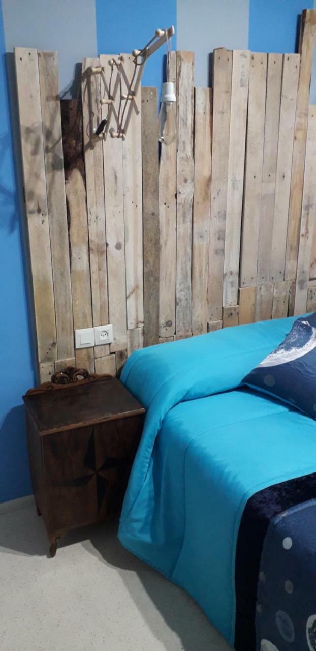 Hostal El Tropezon Матальяна-де-Вальмадригаль Экстерьер фото